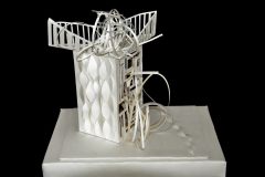 Papierskulptur-Turm-der-Medusa-Anna-Hirschenauer-Q12