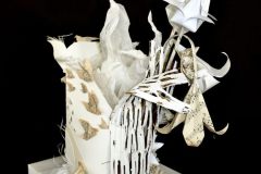 Papierskulptur-War-misjudged-as-the-struggle-for-peace-Elisabeth-Groeschler-Q12